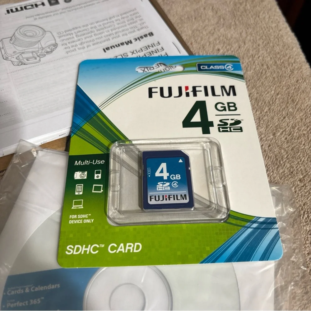 Fujifilm FinePix SL300 14 Mega Pixel 30x Zoom Digital Camera Brand New RED